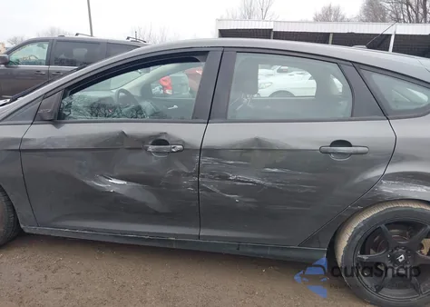 2015 Ford Focus Se из США, поврежденный, VIN 1FADP3K22FL234411